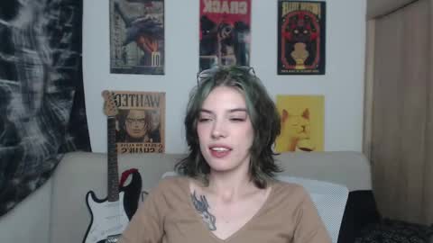 Cassie online show from 02-11-25, 02:14