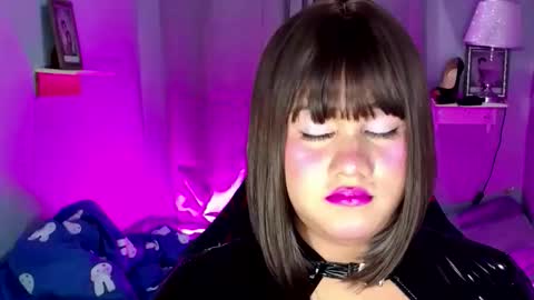 lovely_coleen online show from 09-30-25, 04:56