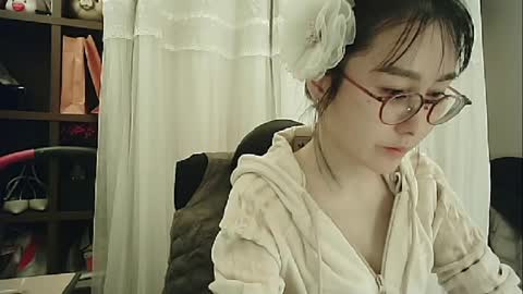 Snapshot of lovely_dana chatting on 02-11-25, 05:50 DANA KIM online show from 02-11-25, 05:50