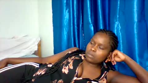 Snapshot of lovely_goodness chatting on 01-14-25, 12:14 enid online show from 01-14-25, 12:14