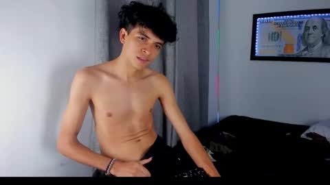 Snapshot of lovely_horny713 chatting on 04-13-26, 03:06 Salo online show from 04-13-26, 03:06