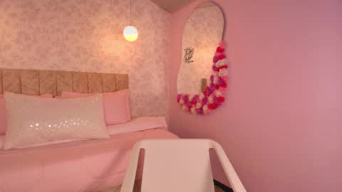 lovely_julls online show from 02-09-26, 02:54