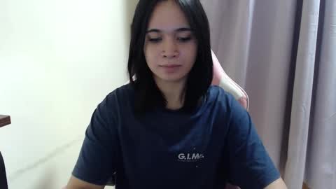 Snapshot of lovely_kurtny04 chatting on 02-12-26, 05:30 LOVE online show from 02-12-26, 05:30