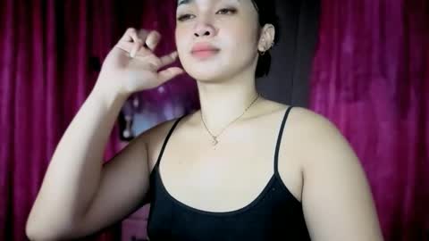 Snapshot of lovely_kurtny04 chatting on 05-17-26, 08:34 LOVE online show from 05-17-26, 08:34