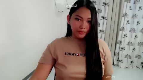 Snapshot of lovely_megan08 chatting on 10-16-25, 09:10 lovely_megan08 online show from 10-16-25, 09:10