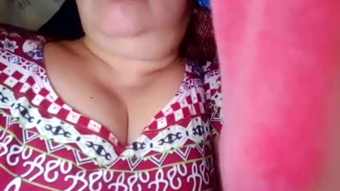 Snapshot of lovely_orchid chatting on 12-23-24, 02:35 lovely_orchid online show from 12-23-24, 02:35