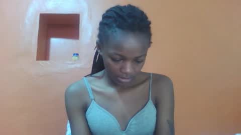 Lovely yvonne online show from 10-17-25, 10:51