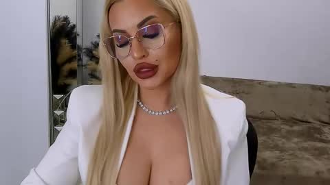 PrAllinXXXa online show from 02-12-26, 10:27