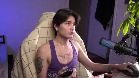 lovelydany3 online show from 11-20-25, 01:00