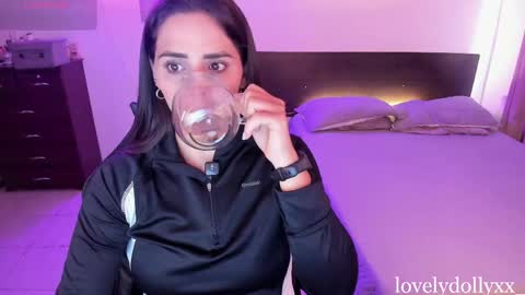lovely   online show from 06-05-26, 01:28