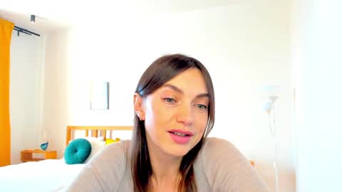 Snapshot of lovelyeemia chatting on 12-09-24, 11:15 Mia online show from 12-09-24, 11:15
