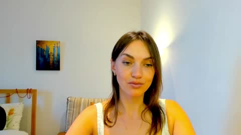 Snapshot of lovelyeemia chatting on 12-23-24, 10:21 Mia online show from 12-23-24, 10:21