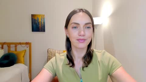 Snapshot of lovelyeemia chatting on 12-29-24, 02:42 Mia online show from 12-29-24, 02:42