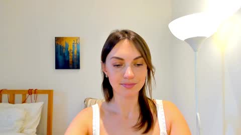 Snapshot of lovelyeemia chatting on 01-10-25, 09:44 Mia online show from 01-10-25, 09:44