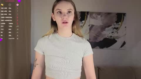 lovelygracee online show from 10-24-25, 02:02