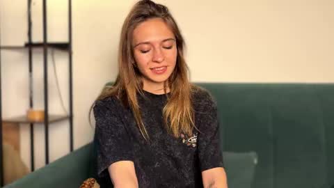 Kate only online show from 06-02-26, 02:30