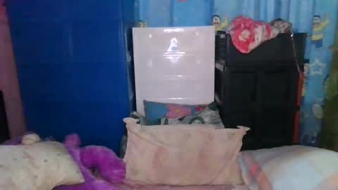 LocwlyLSYlYNXXX online show from 02-12-25, 09:10