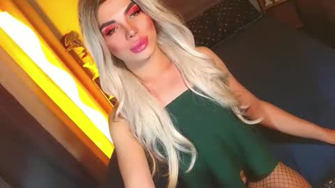 lovelymiss_shyna11 online show from 04-26-26, 08:45