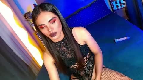 Snapshot of lovelymiss_shyna11 chatting on 06-22-26, 03:25 lovelymiss_shyna11 online show from 06-22-26, 03:25