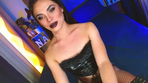Snapshot of lovelymiss_shyna11 chatting on 07-10-26, 02:52 lovelymiss_shyna11 online show from 07-10-26, 02:52