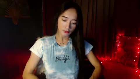 Snapshot of lovelypetite143 chatting on 02-12-26, 04:07 lovelypetite143 online show from 02-12-26, 04:07