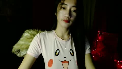 Snapshot of lovelypetite143 chatting on 02-26-26, 10:03 lovelypetite143 online show from 02-26-26, 10:03