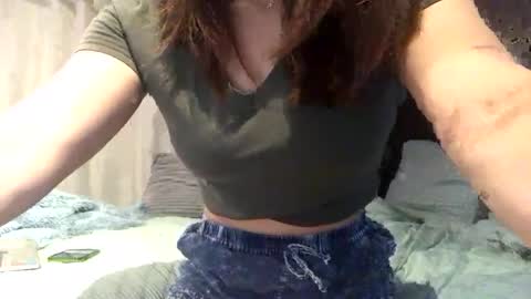 Queen Aria  online show from 01-11-25, 10:40