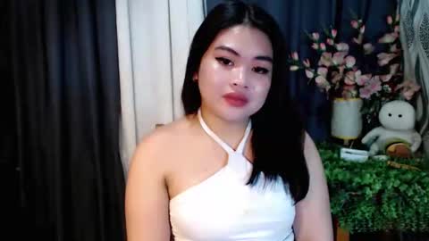 Snapshot of lovelyrhean chatting on 09-24-25, 02:59 Rhean online show from 09-24-25, 02:59