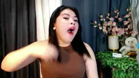 Snapshot of lovelyrhean chatting on 09-26-25, 08:18 Rhean online show from 09-26-25, 08:18