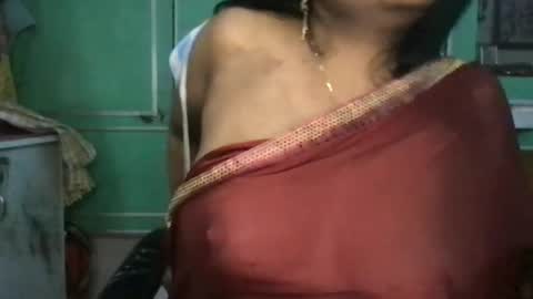 Snapshot of lovelyrose36 chatting on 07-08-26, 06:45 lovelyrose36 online show from 07-08-26, 06:45