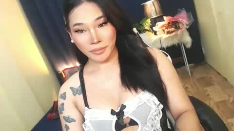 STWEET LINA online show from 10-19-25, 03:56