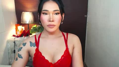 STWEET LINA online show from 03-28-26, 10:59