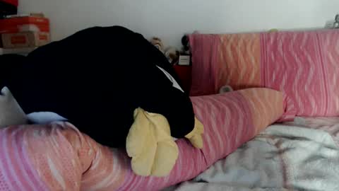 Snapshot of lovelywoman22 chatting on 02-06-25, 05:40 lovelywoman22 online show from 02-06-25, 05:40