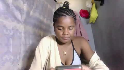 Snapshot of lovemarie08 chatting on 04-23-26, 12:40 lovemarie08 online show from 04-23-26, 12:40