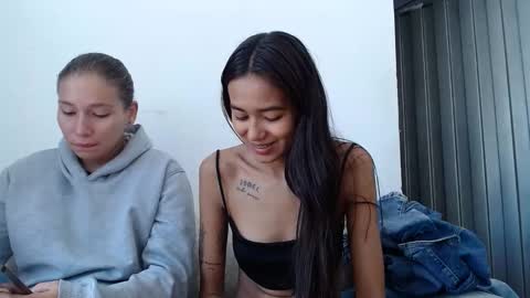 lovemich2024 online show from 11-22-25, 01:10