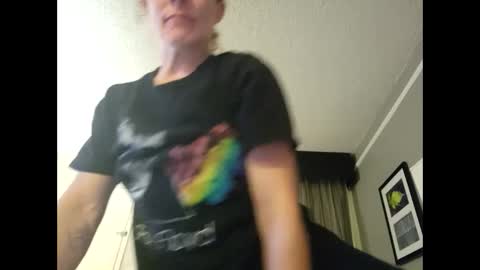 Snapshot of lovemymansstick chatting on 09-21-25, 09:33 lovemymansstick online show from 09-21-25, 09:33