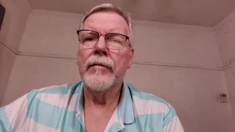 Snapshot of lovemysmallcockbear chatting on 07-21-26, 05:37 Sanipass online show from 07-21-26, 05:37