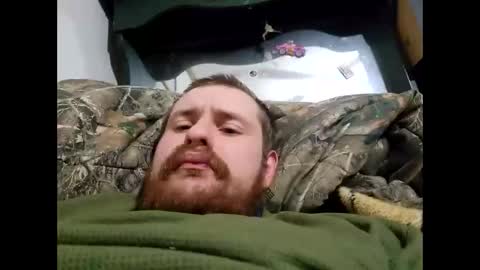 Snapshot of lovepussy1998xb chatting on 12-21-24, 01:42 Lovepussy1998xb online show from 12-21-24, 01:42