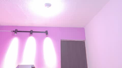 L O V E  online show from 03-24-26, 11:26