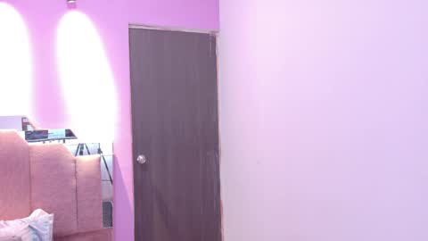 L O V E  online show from 03-28-26, 11:43