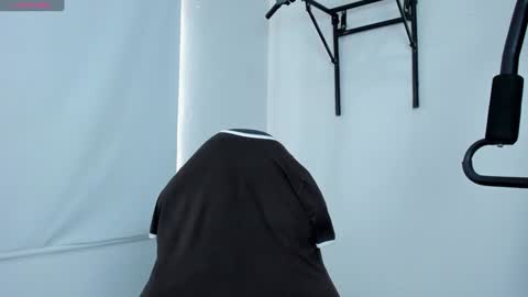 Snapshot of lover_fitnessboy chatting on 12-05-24, 01:28 kevin online show from 12-05-24, 01:28