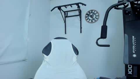 Snapshot of lover_fitnessboy chatting on 01-11-25, 06:23 kevin online show from 01-11-25, 06:23