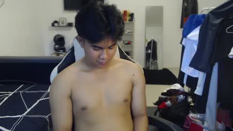 loverboyph04 online show from 01-12-26, 02:17