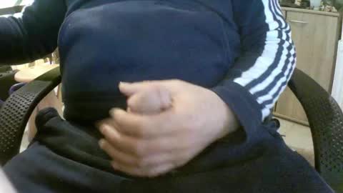 Snapshot of loverea chatting on 02-10-25, 07:26 loverea online show from 02-10-25, 07:26