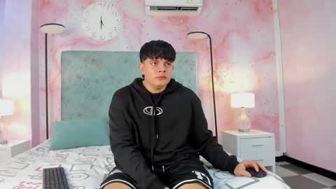 loverebels_ online show from 11-25-25, 12:49