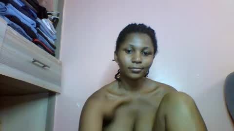 Snapshot of lovergal257 chatting on 05-11-26, 09:26 lovergal257 online show from 05-11-26, 09:26