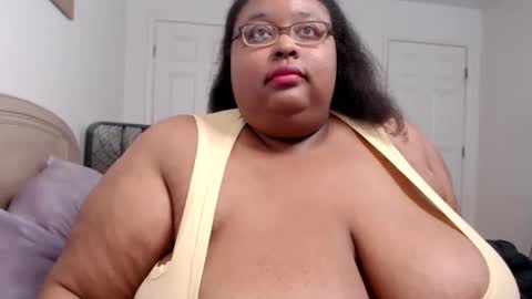 Alyson online show from 10-25-25, 12:18