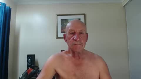 Lovesblackazz online show from 04-12-26, 01:54