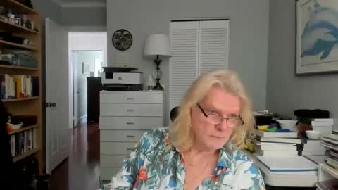 Michael online show from 04-16-26, 06:19