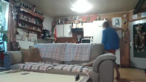 Snapshot of lovetobenaked10 chatting on 11-29-25, 11:57 aaron online show from 11-29-25, 11:57